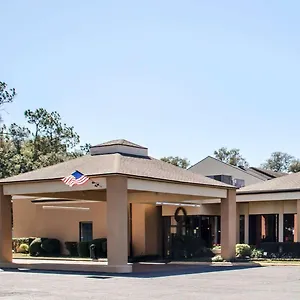 ** Hotel Quality & Bayview United States