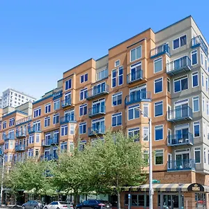  Holiday home Belltown Court North United States